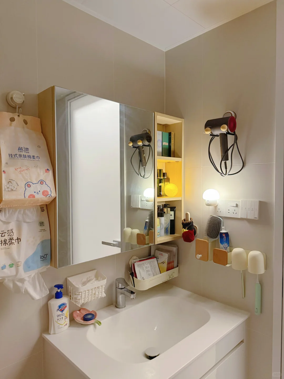 0.8M洗漱台｜长期主义的超紧凑收纳分享?