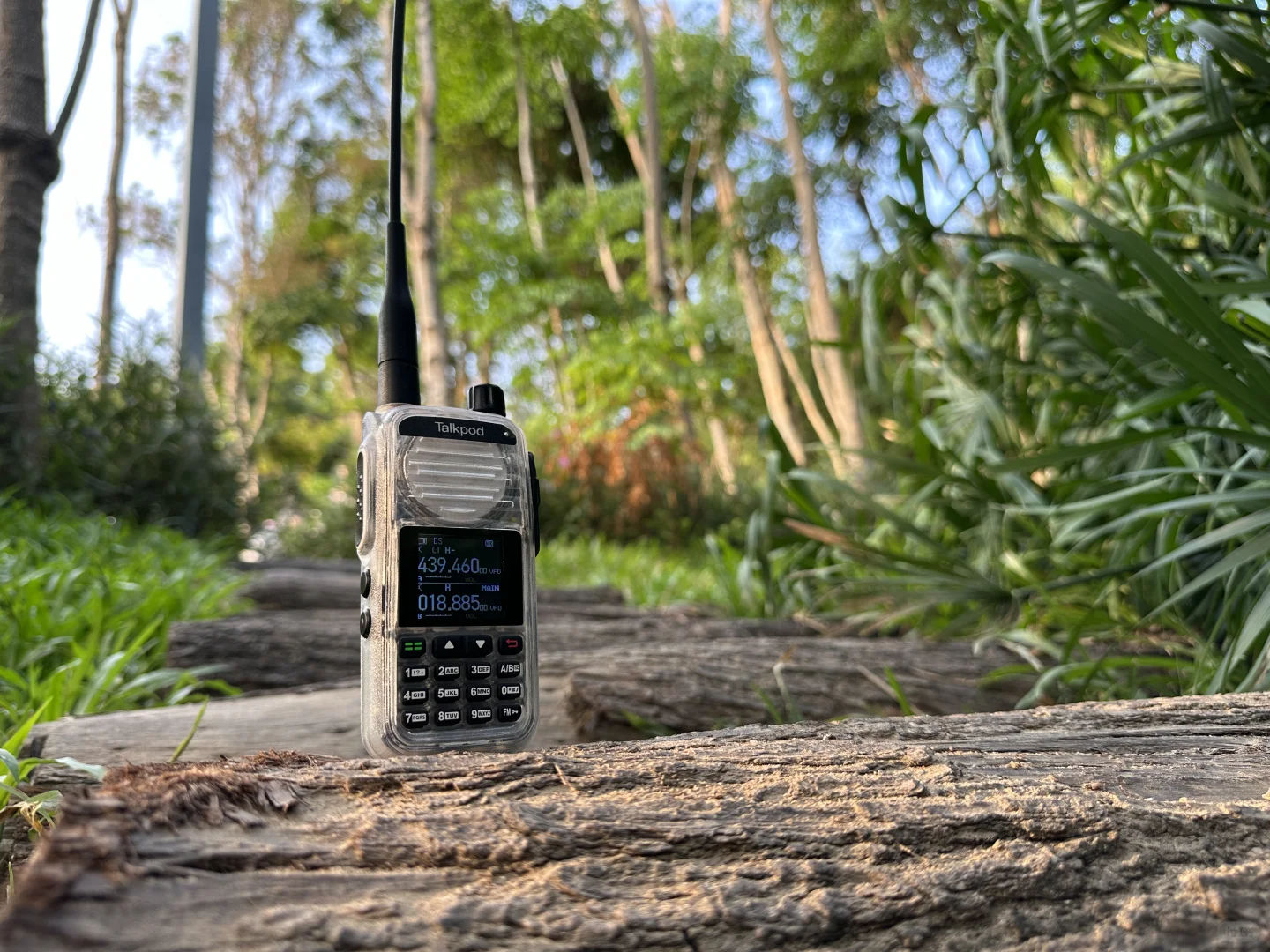 无线电和公网对讲机究竟有啥本质区别？