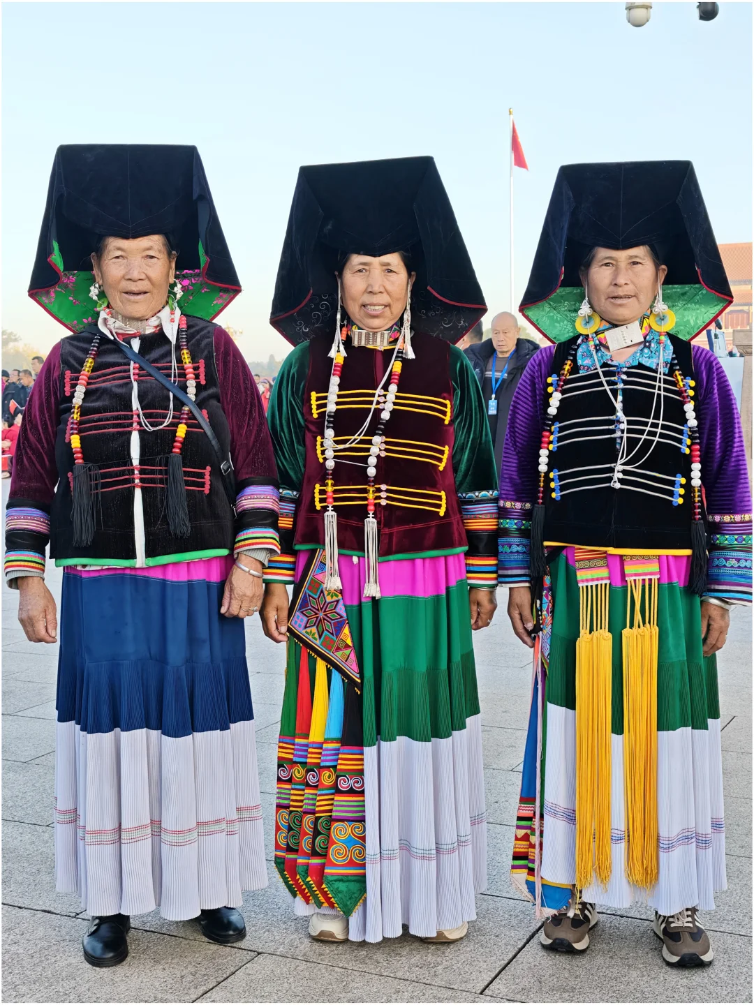 天安门广场56个民族~彝族(四川凉山)