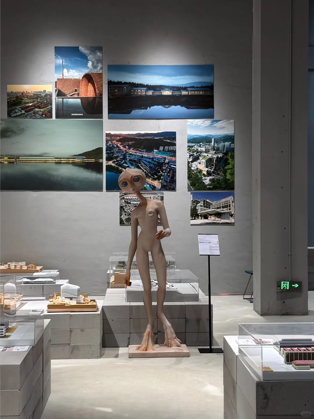 重庆 旁观者设计博物馆 设计引导我们思考