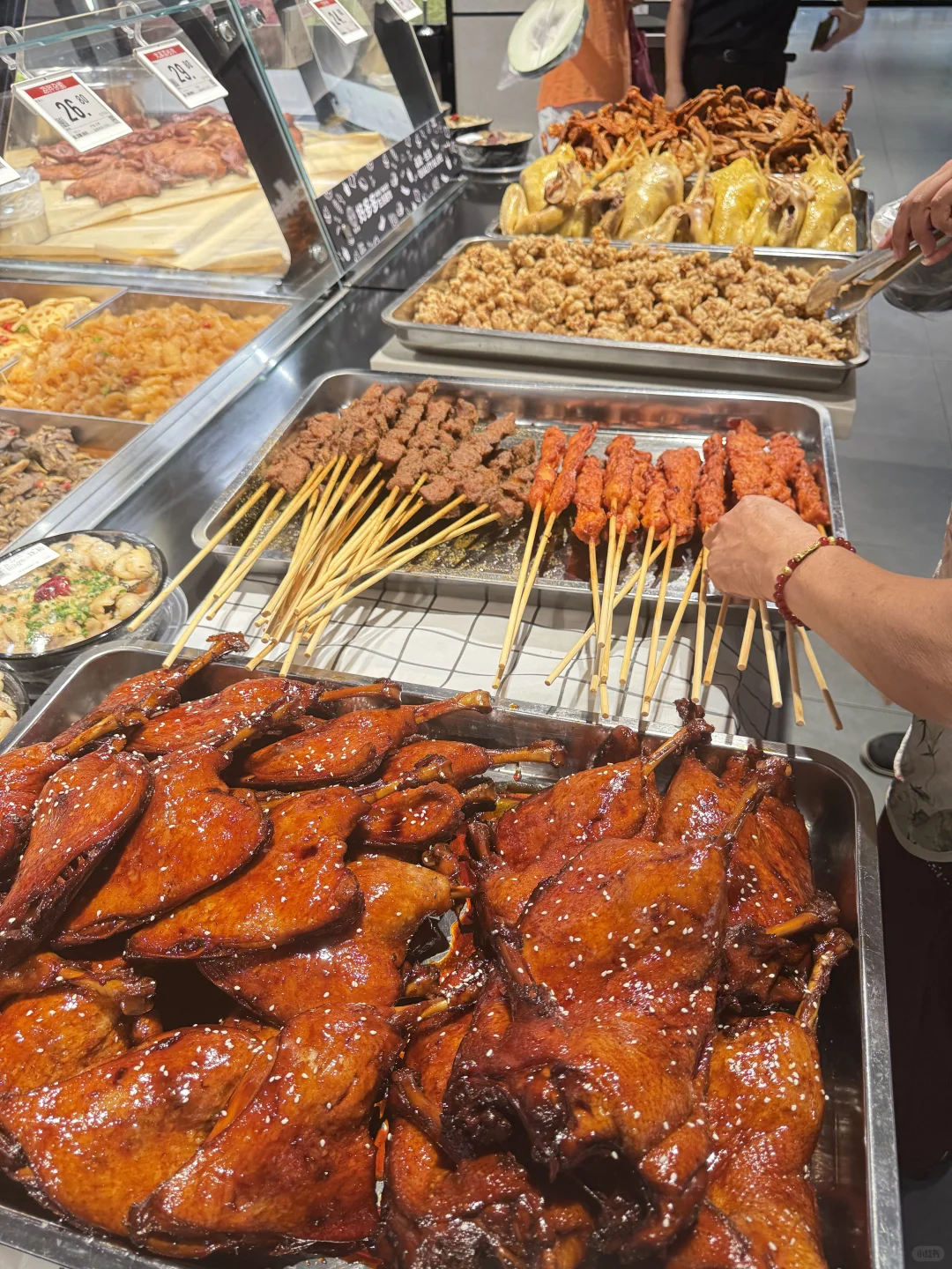 三明的超市居然有这么多熟食了吗