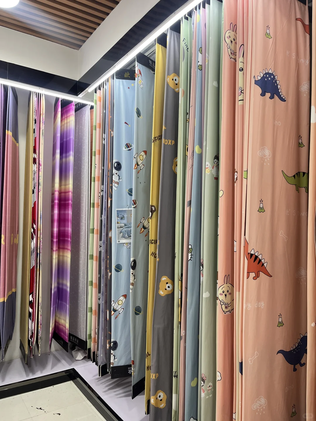 真心话｜来轻纺城挑布做床单被罩，看花眼