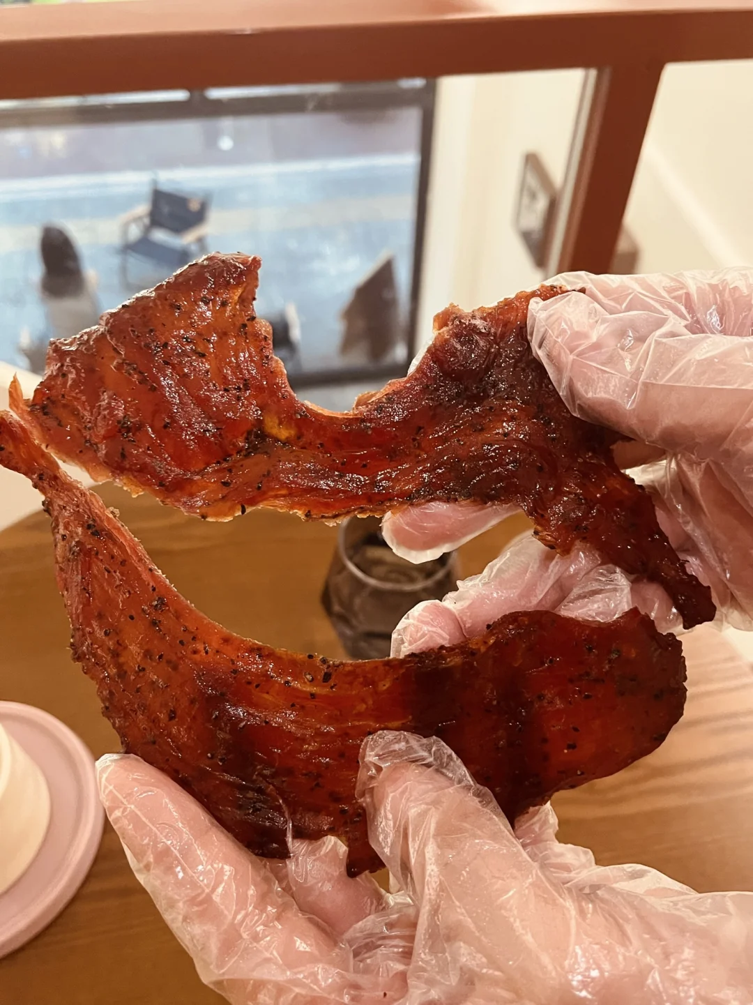 我妈让我发网上去卖，笑死了卖给谁啊