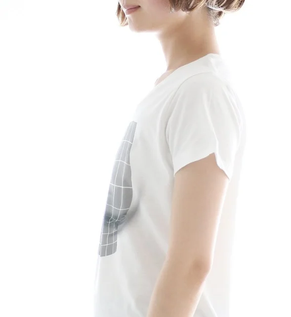 日本卖爆了的视觉丰胸T恤!小A从此变大D!