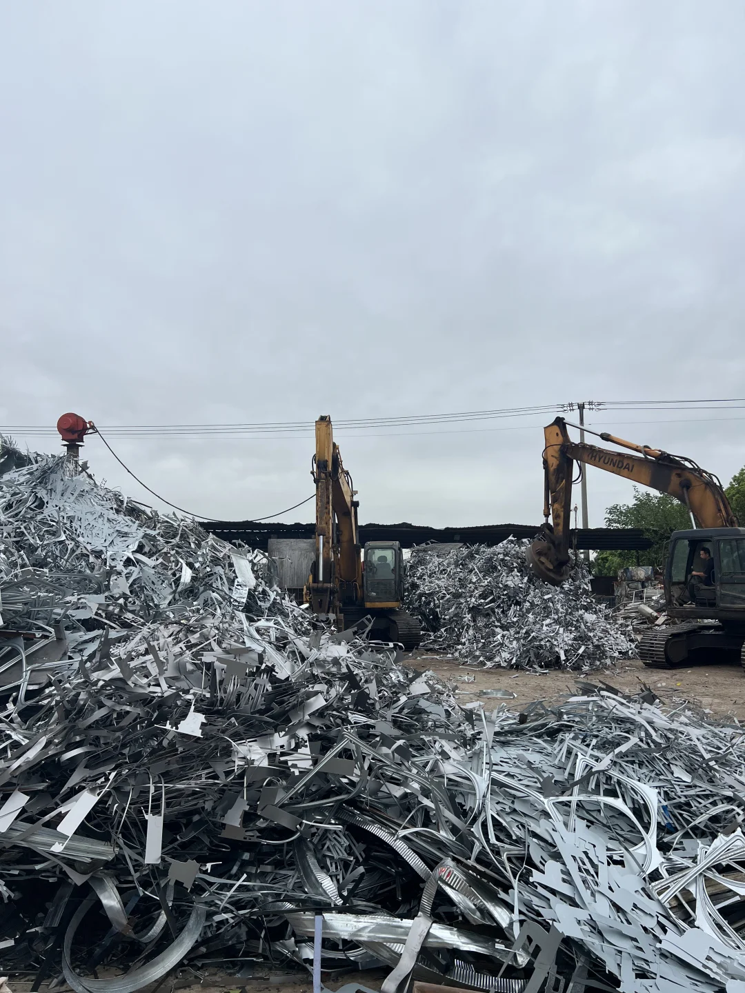 95年收废钢的女屌丝(突感-废话篇)