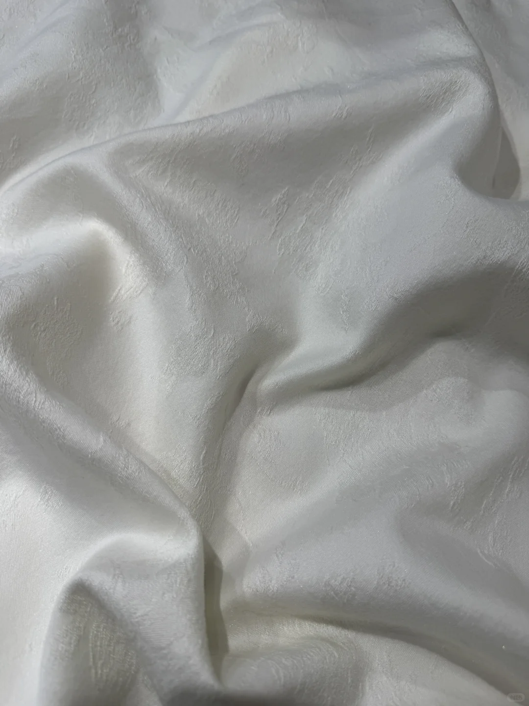 羊毛暗肌理提花，上身就懂什么叫质感天花板