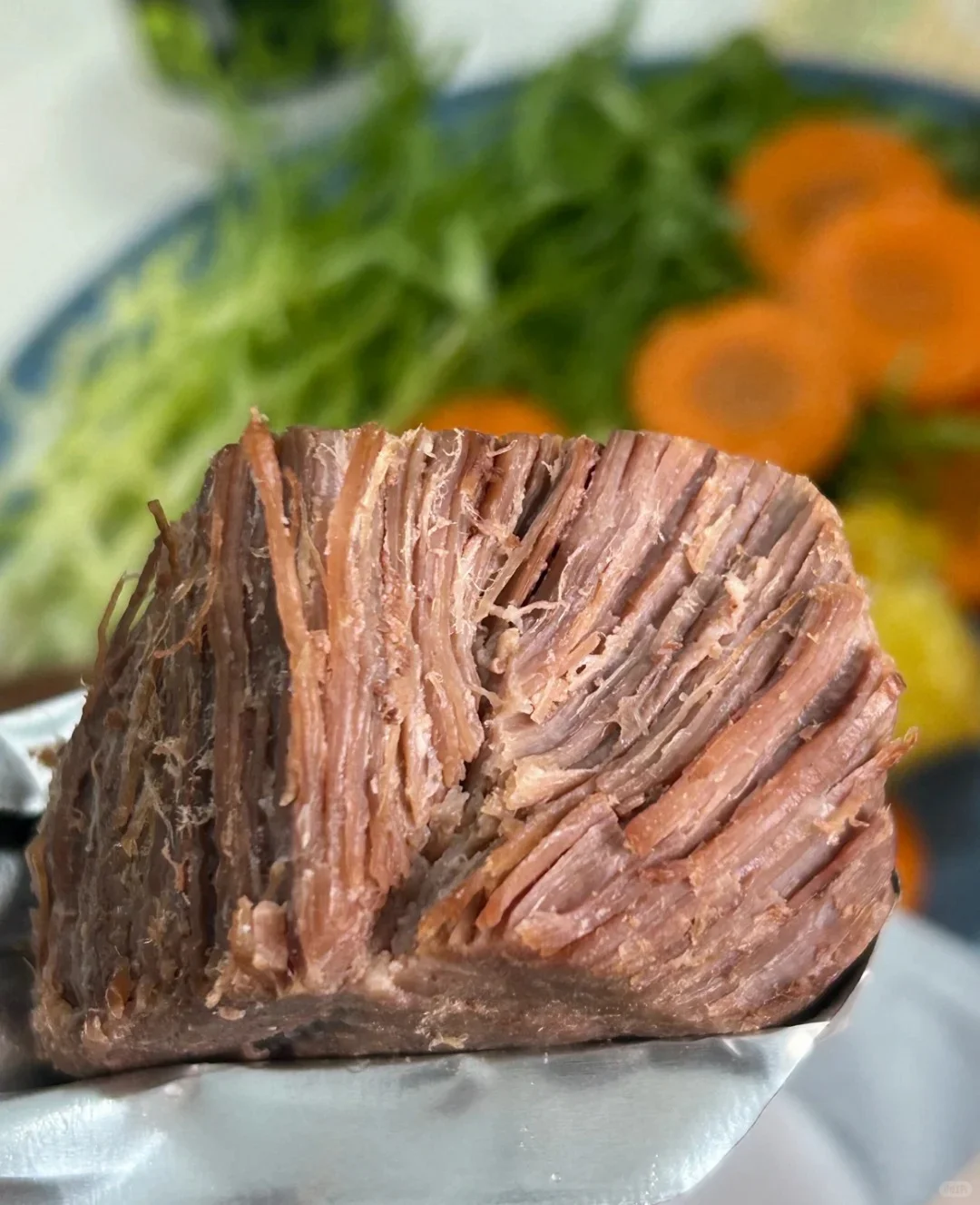 女大终于在学校实现牛肉自由了！