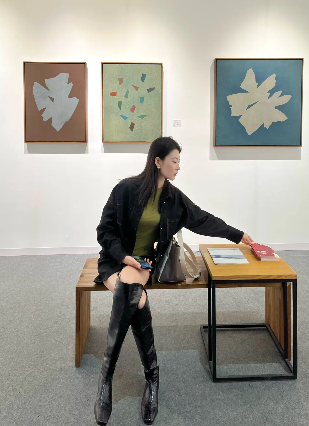 右滑和我一起在台北看展