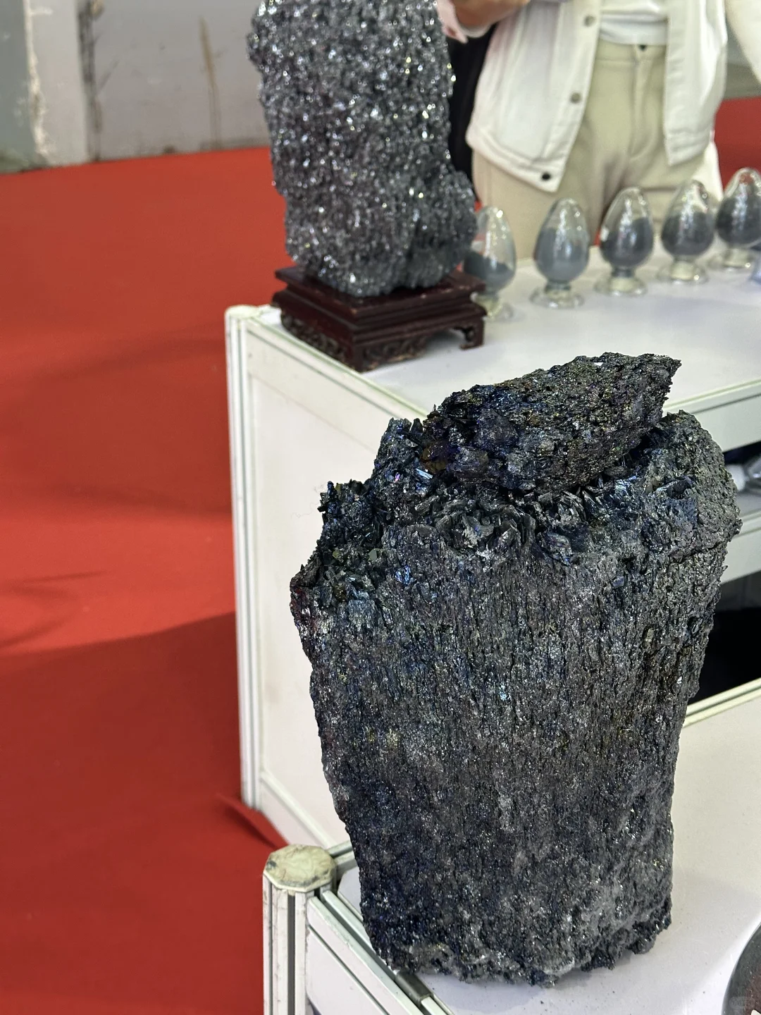 作为翻译 竟然收集了这么多名片！