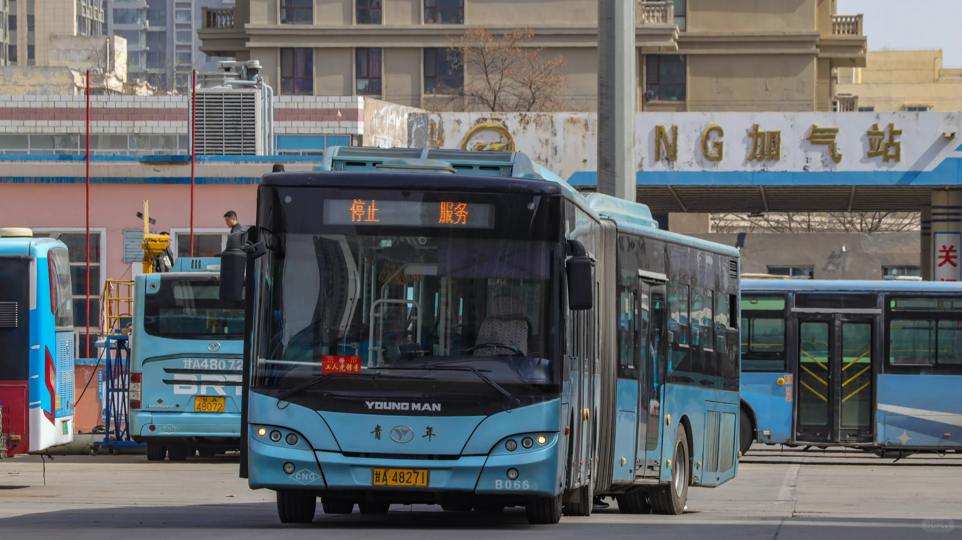 时日无多的金城BRT双开门大青后