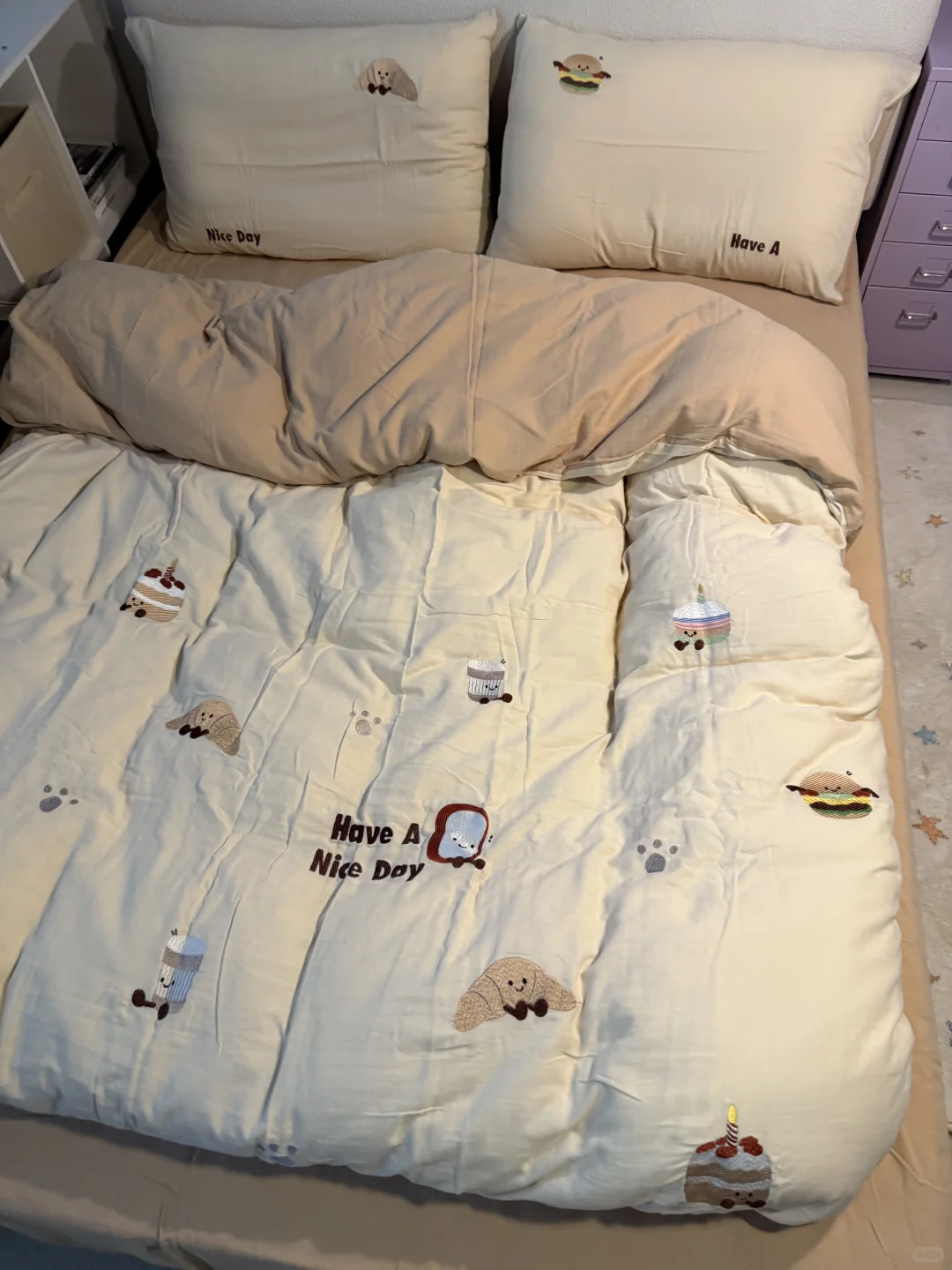 每次换四件套都觉得好幸福啊☺️