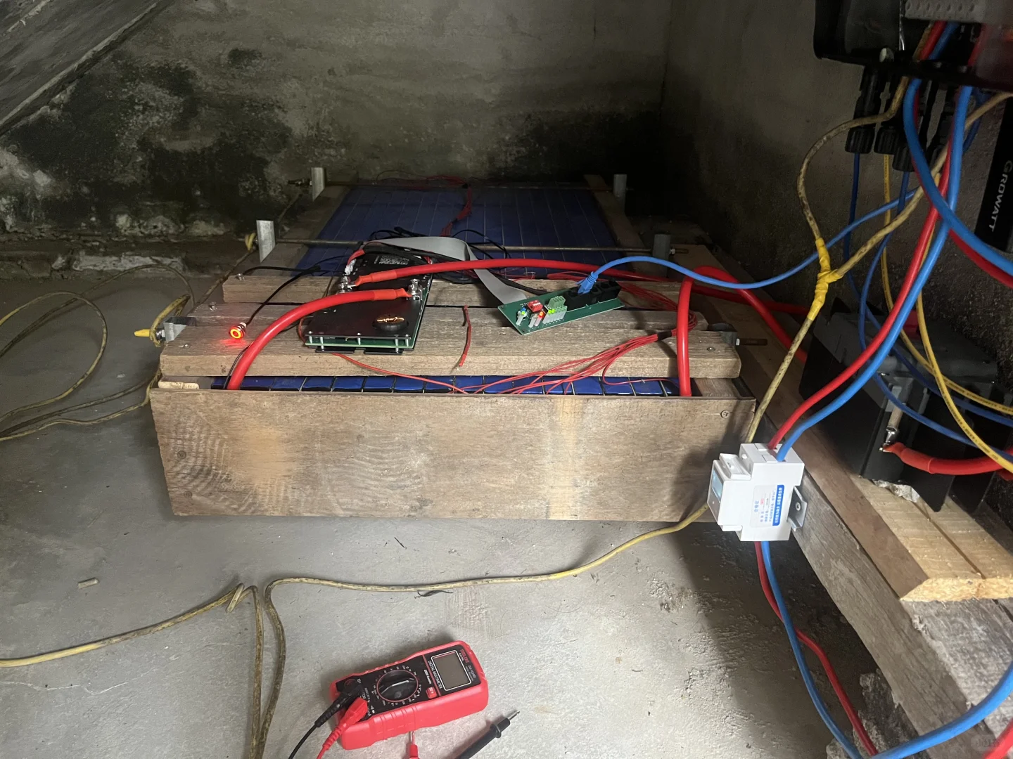 农村离网光伏发电站