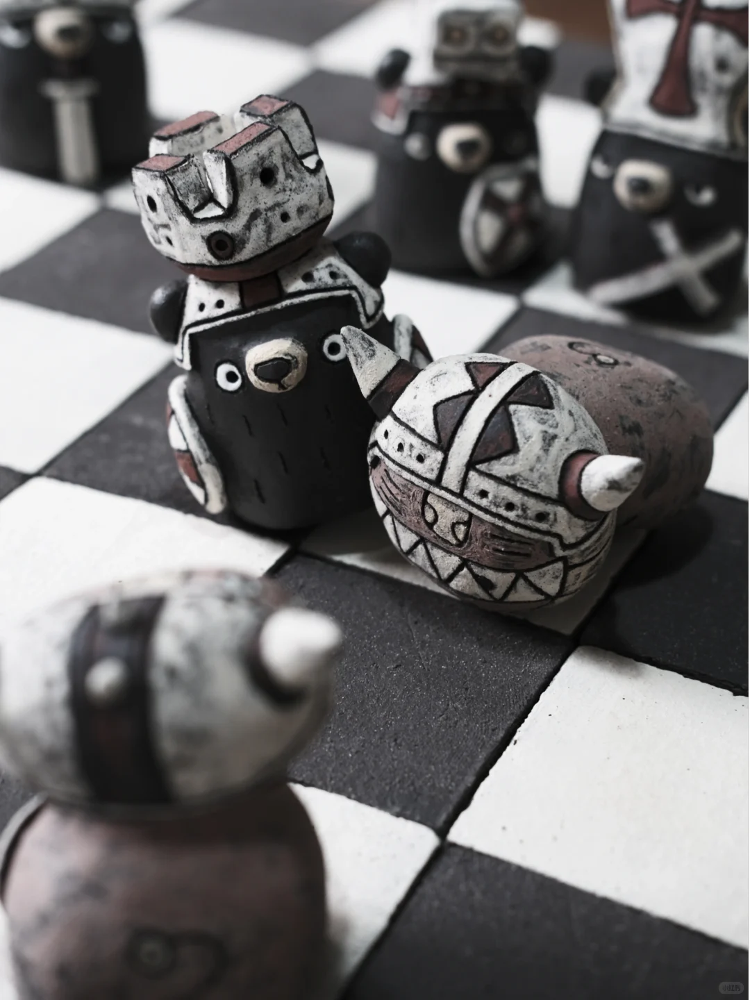 自己动手做了一副国际象棋♟️熊vs狮子