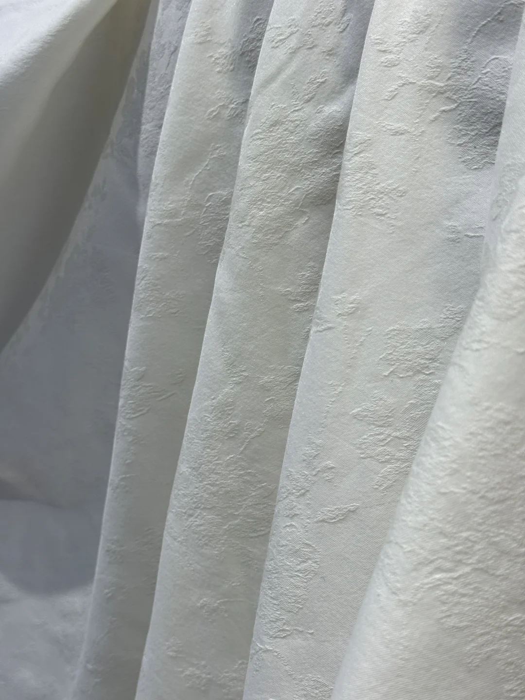 羊毛暗肌理提花，上身就懂什么叫质感天花板