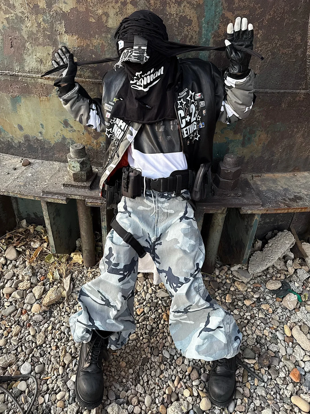 They all bitin'on maa vibes