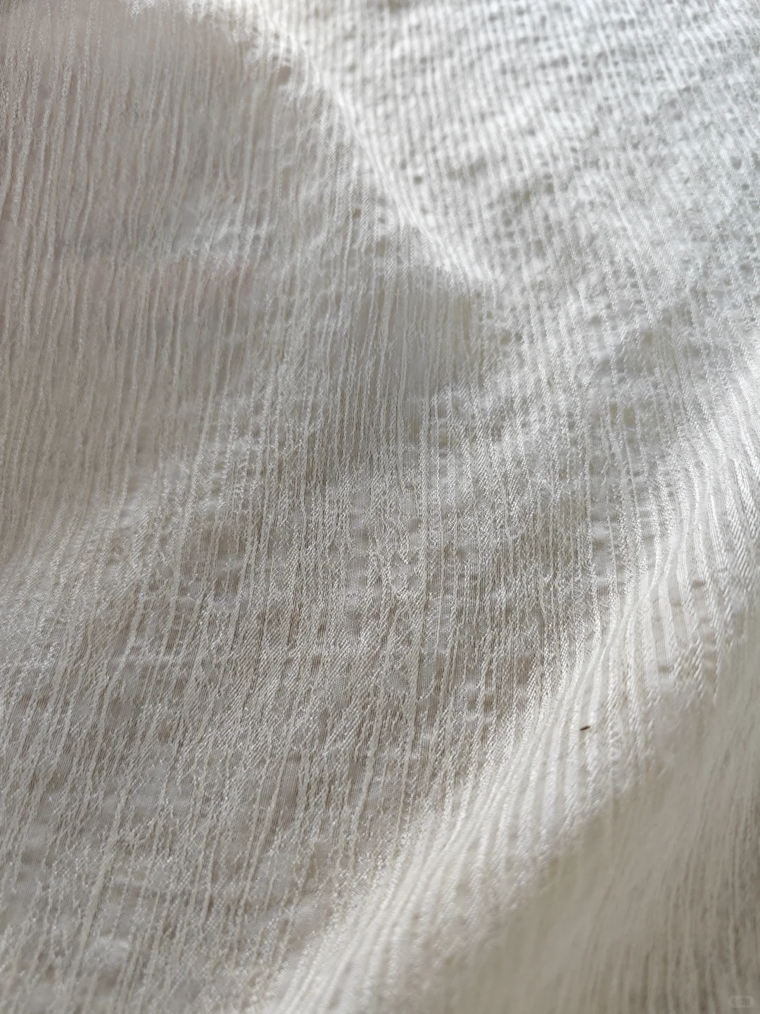 ?桑蚕丝面料推荐|轻盈如羽 亲肤一夏补