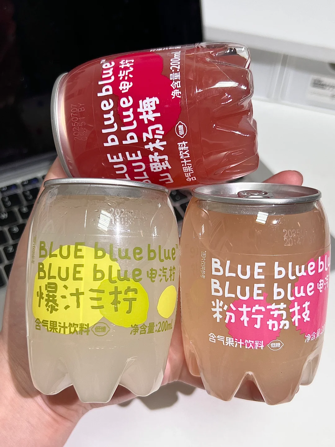 天冷啦，气泡水也穿上了毛茸茸?