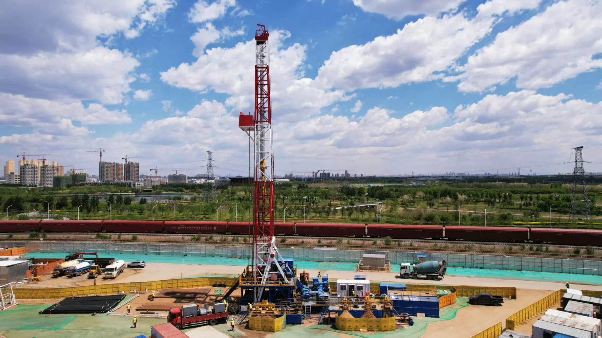 华晨宝马从地下2900米取热供暖