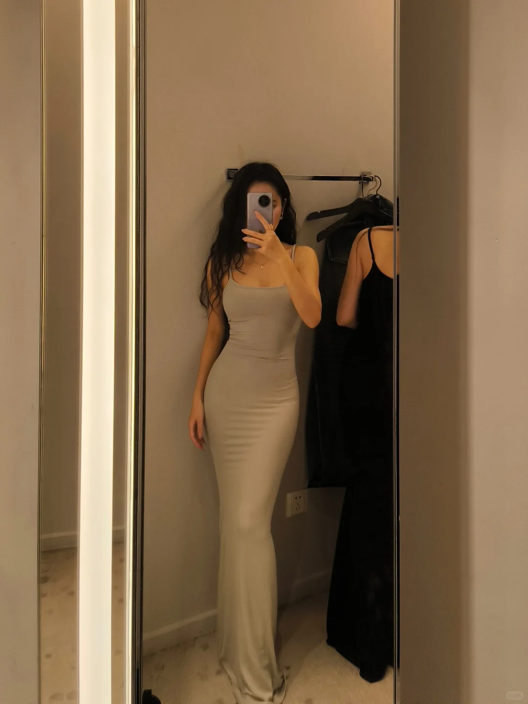 右划→看我一年穿过的skims