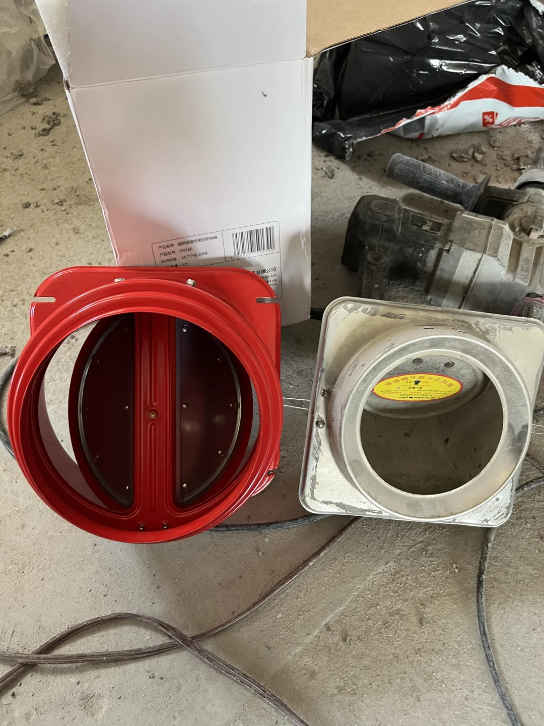 邻居一句话,我砸了刚装好的厨房吊顶!