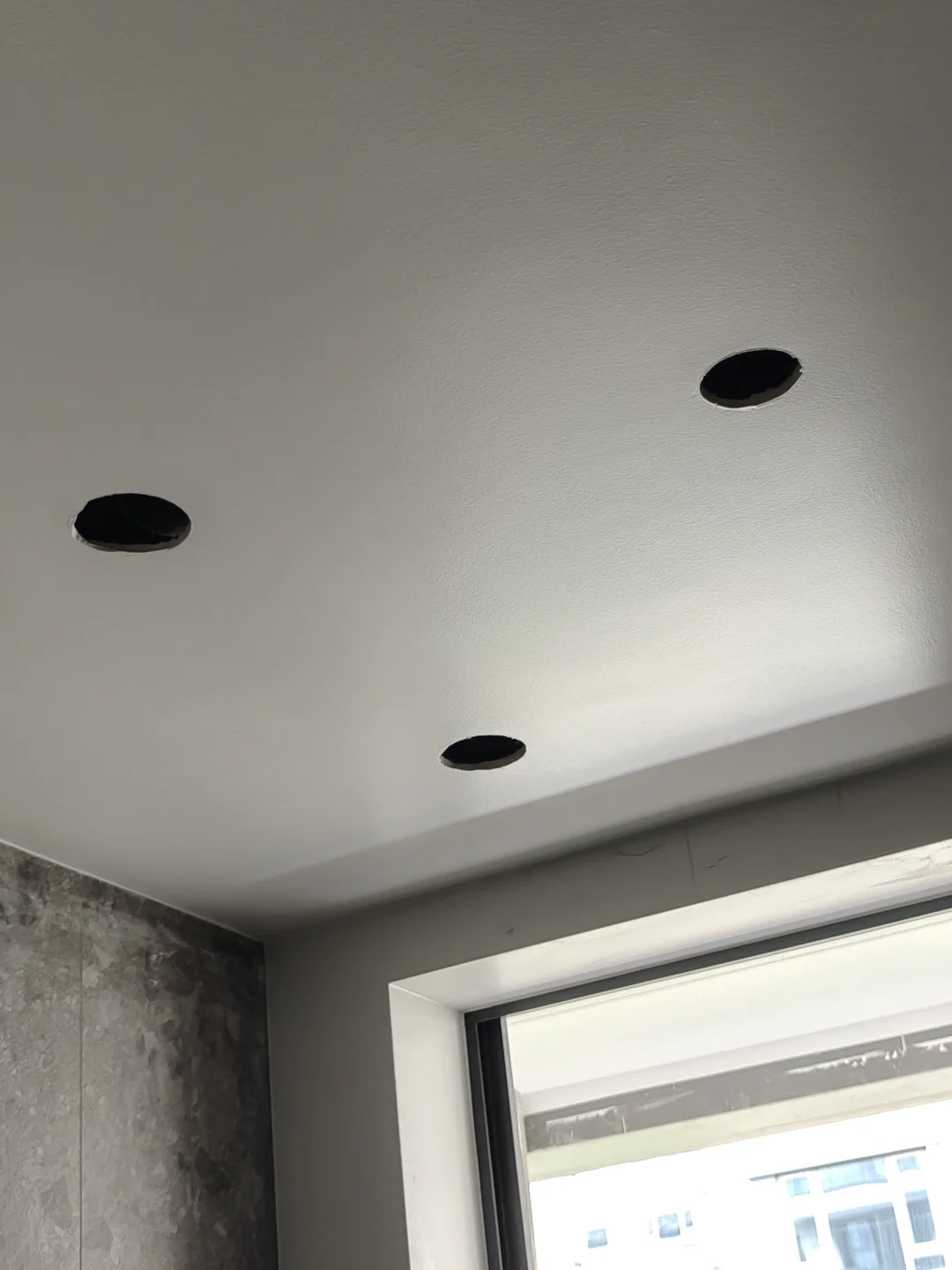 福乐阁丨厨卫顶面漆刷它，F霉耐擦洗一步到位