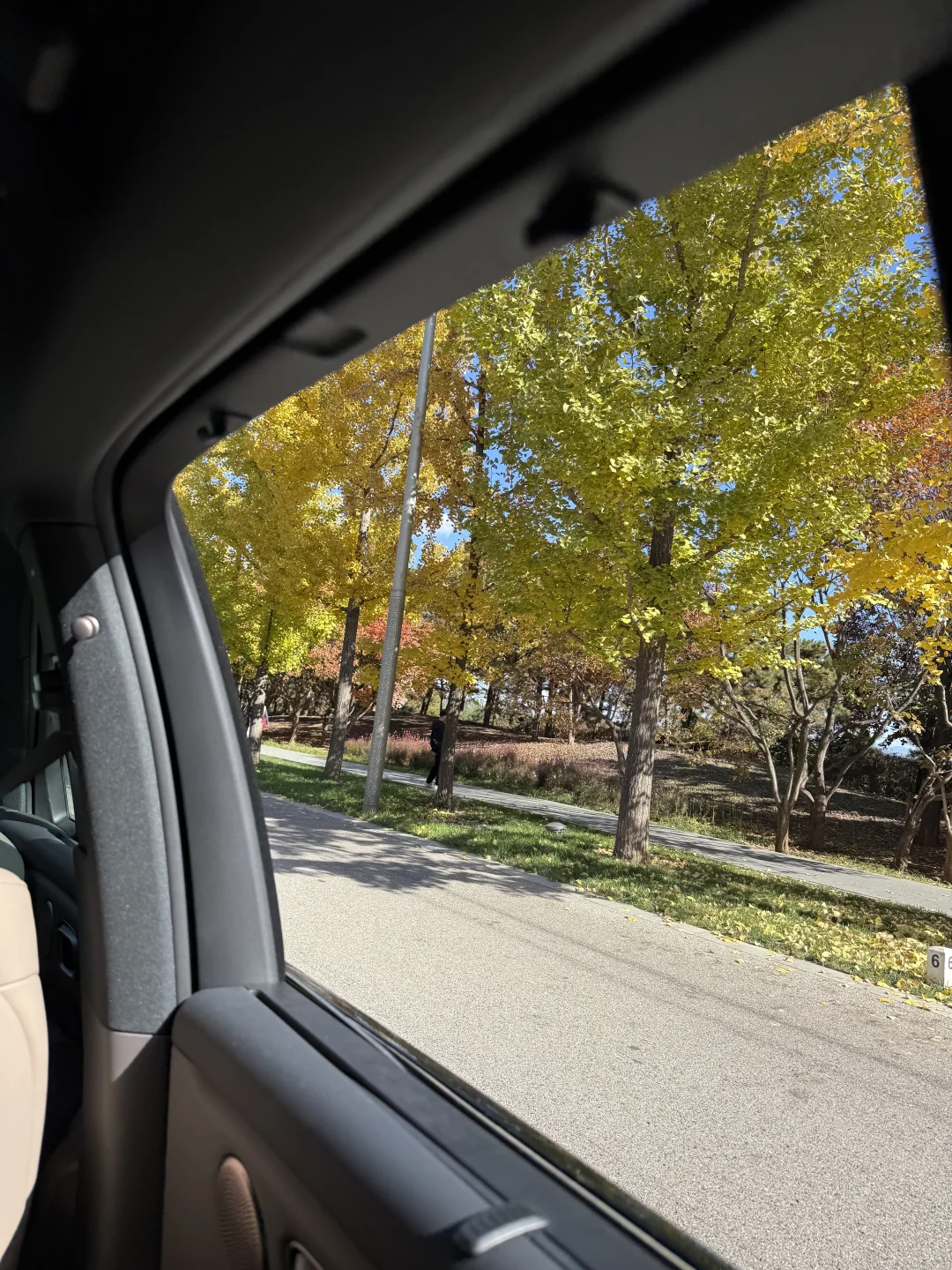 i6贴膜实用建议:关于主驾玻璃的切角