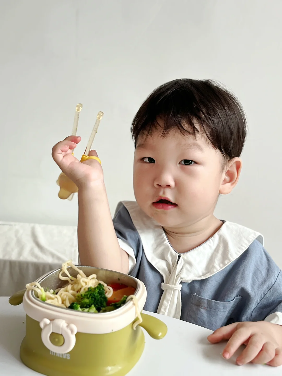 哪个宝宝还没有辅食碗？秋冬准备个保温的吧