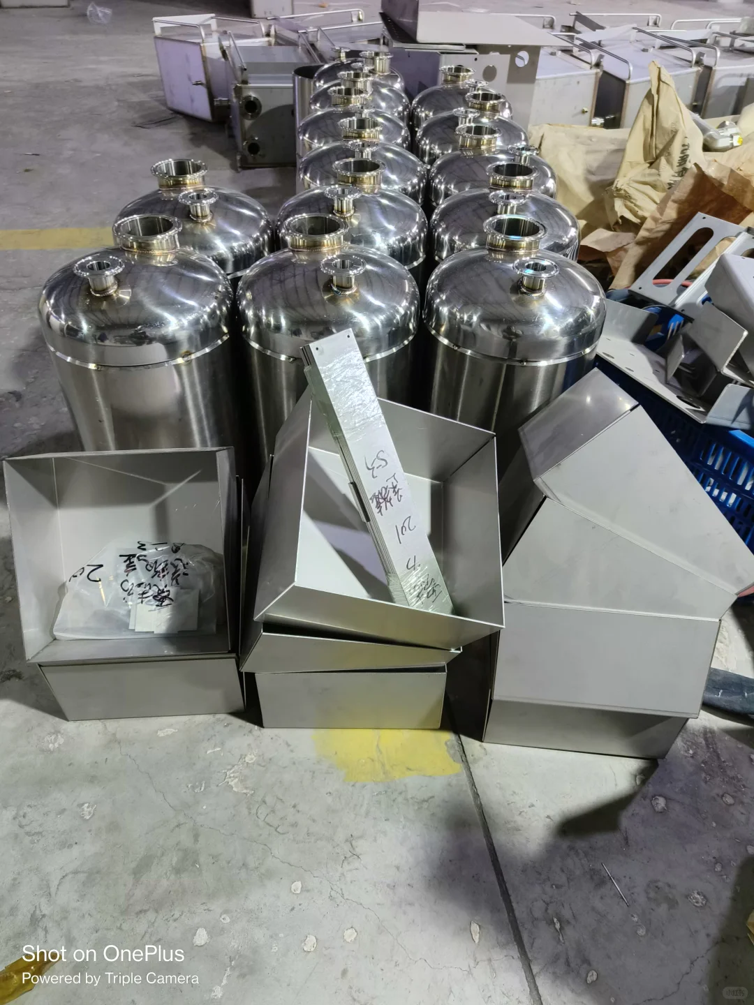 不锈钢定制各种不锈钢盒子，不锈钢箱子罐体