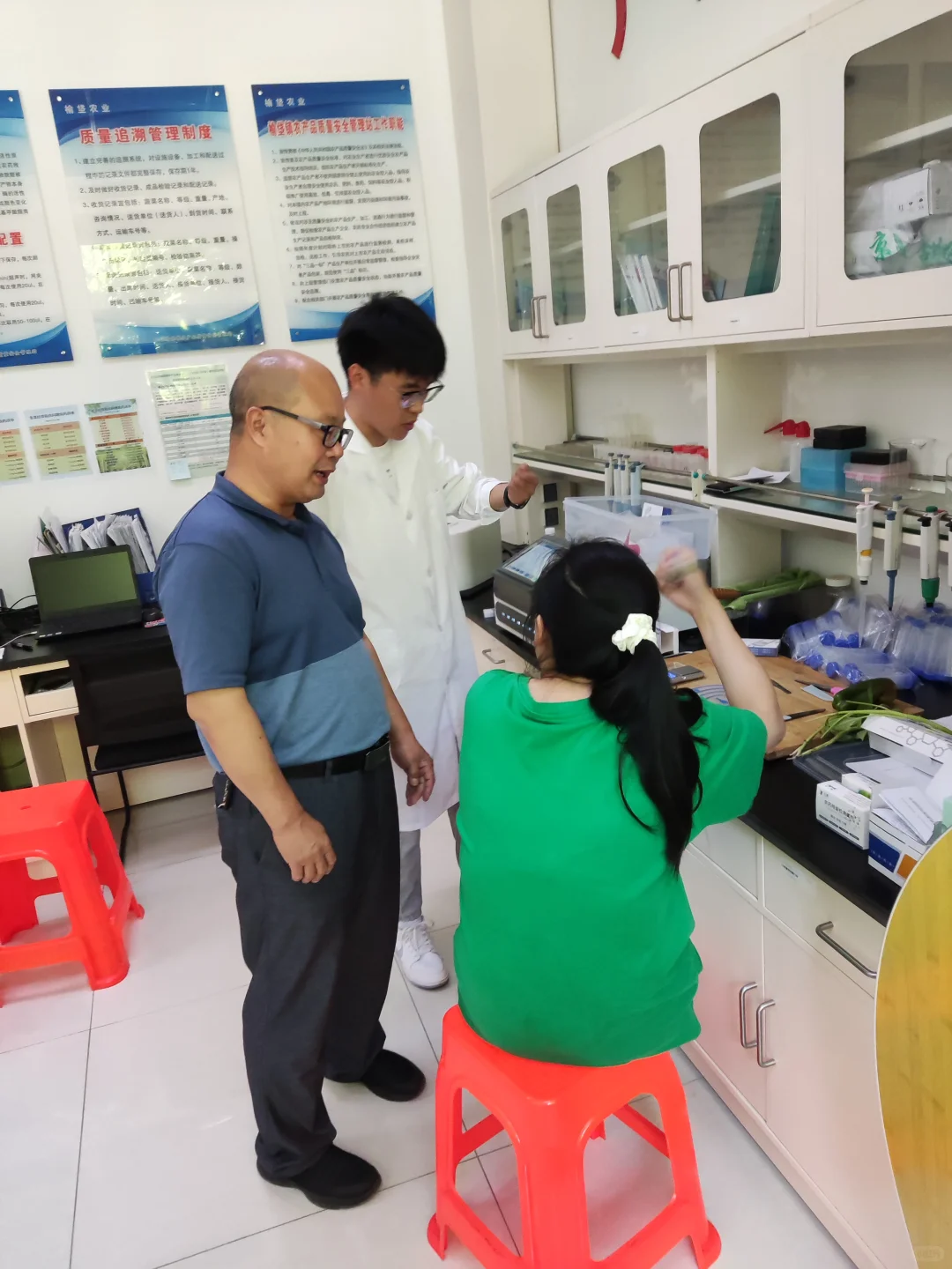 养猪场生猪养殖基地实验室建设方案所需仪器