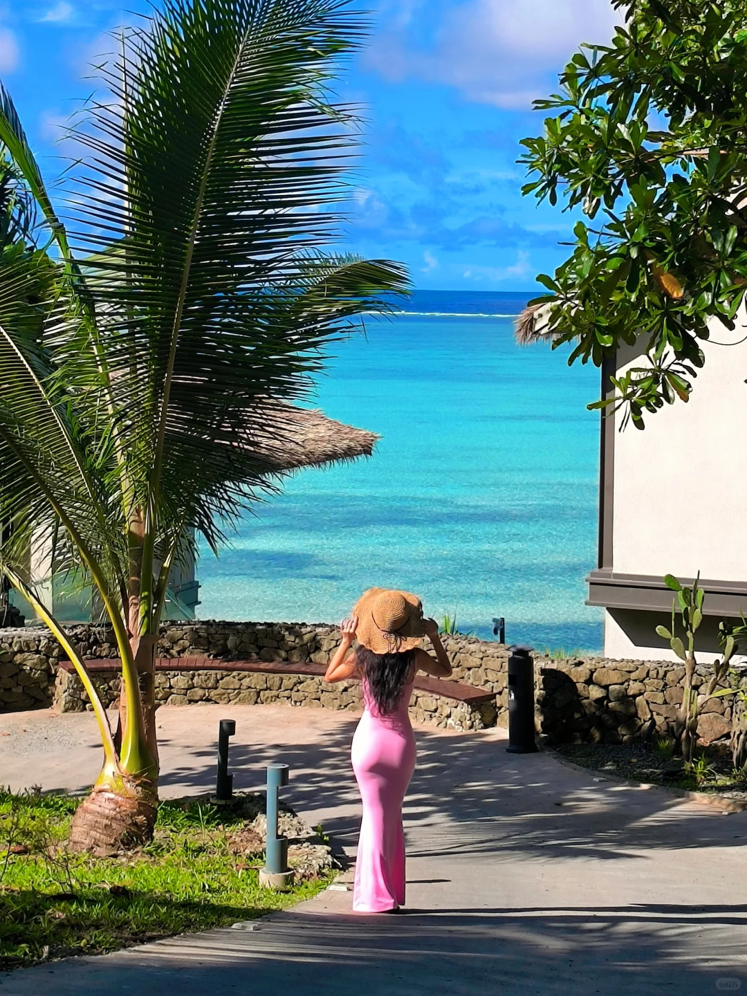 右划→看我一年穿过的skims