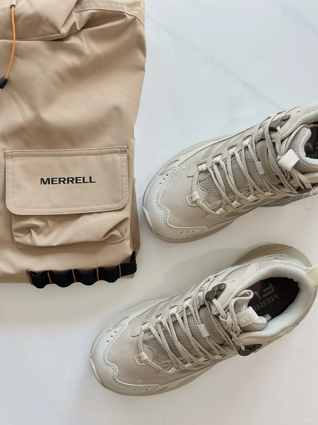 解锁秋日户外新搭子！泰硬核啦～