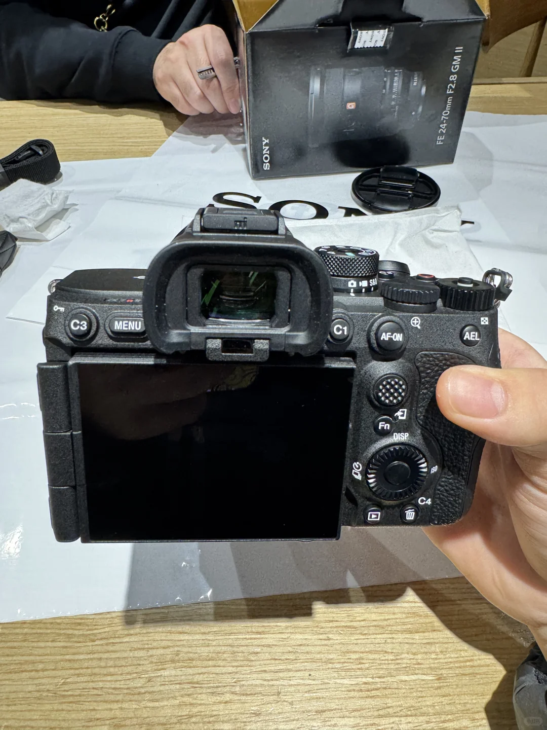 人生第一个全画幅相机- Sony A7R5???
