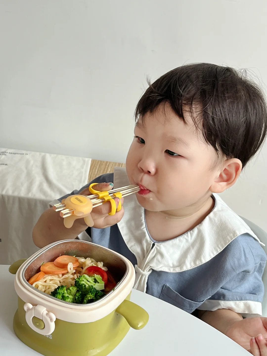 哪个宝宝还没有辅食碗？秋冬准备个保温的吧