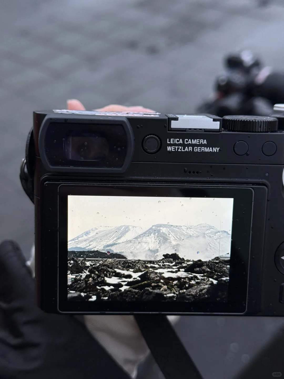 女大学生第一台相机?