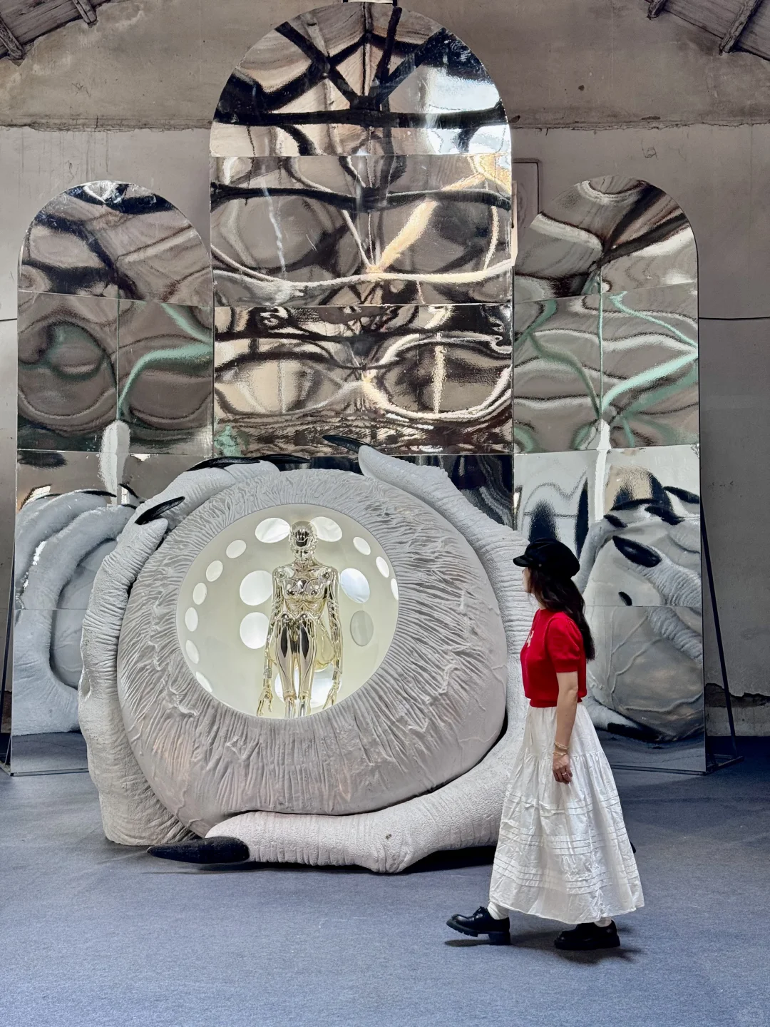 ?我很少用“震撼”形容一场展！