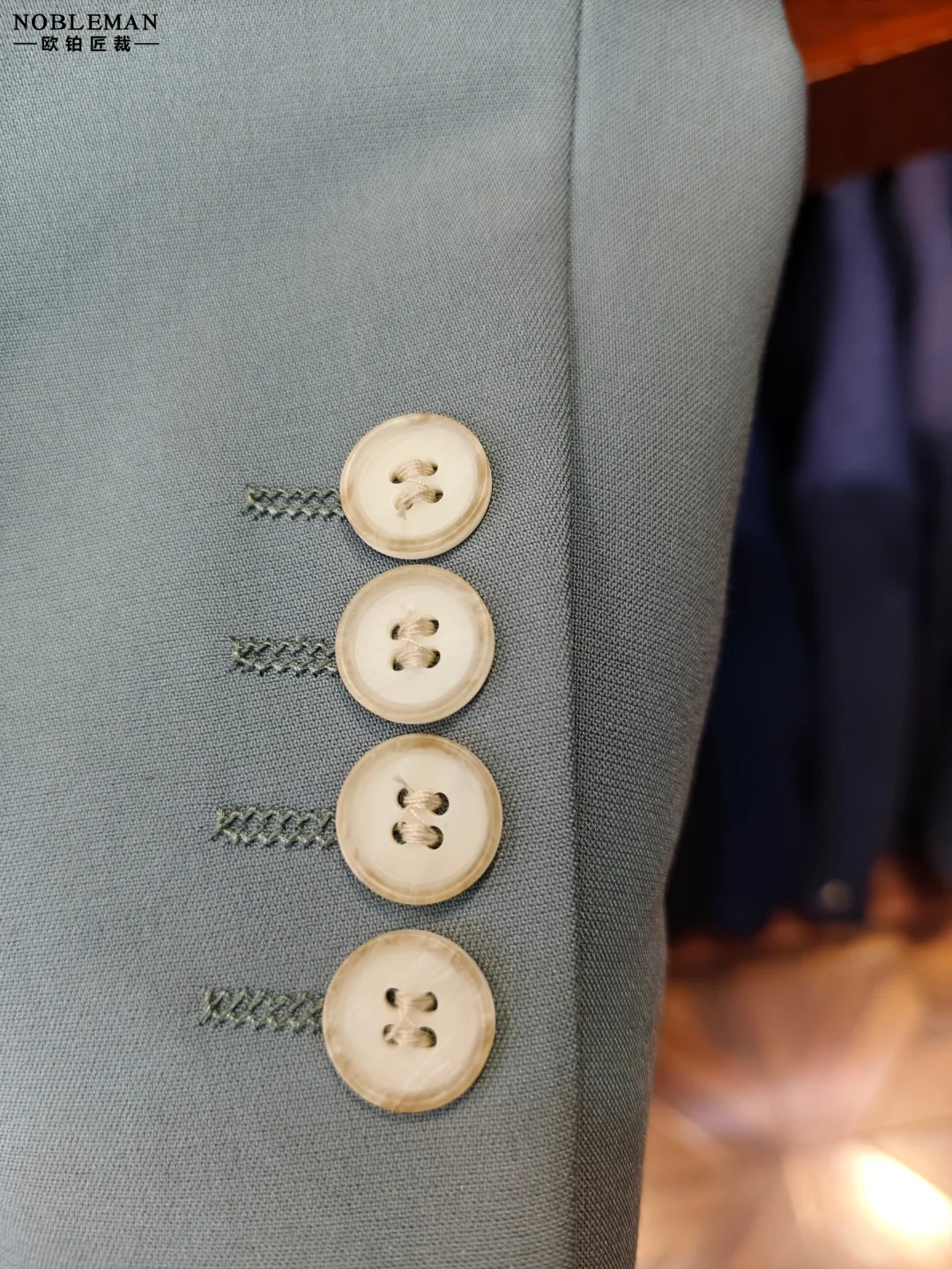 绿色西装点燃冬季的你