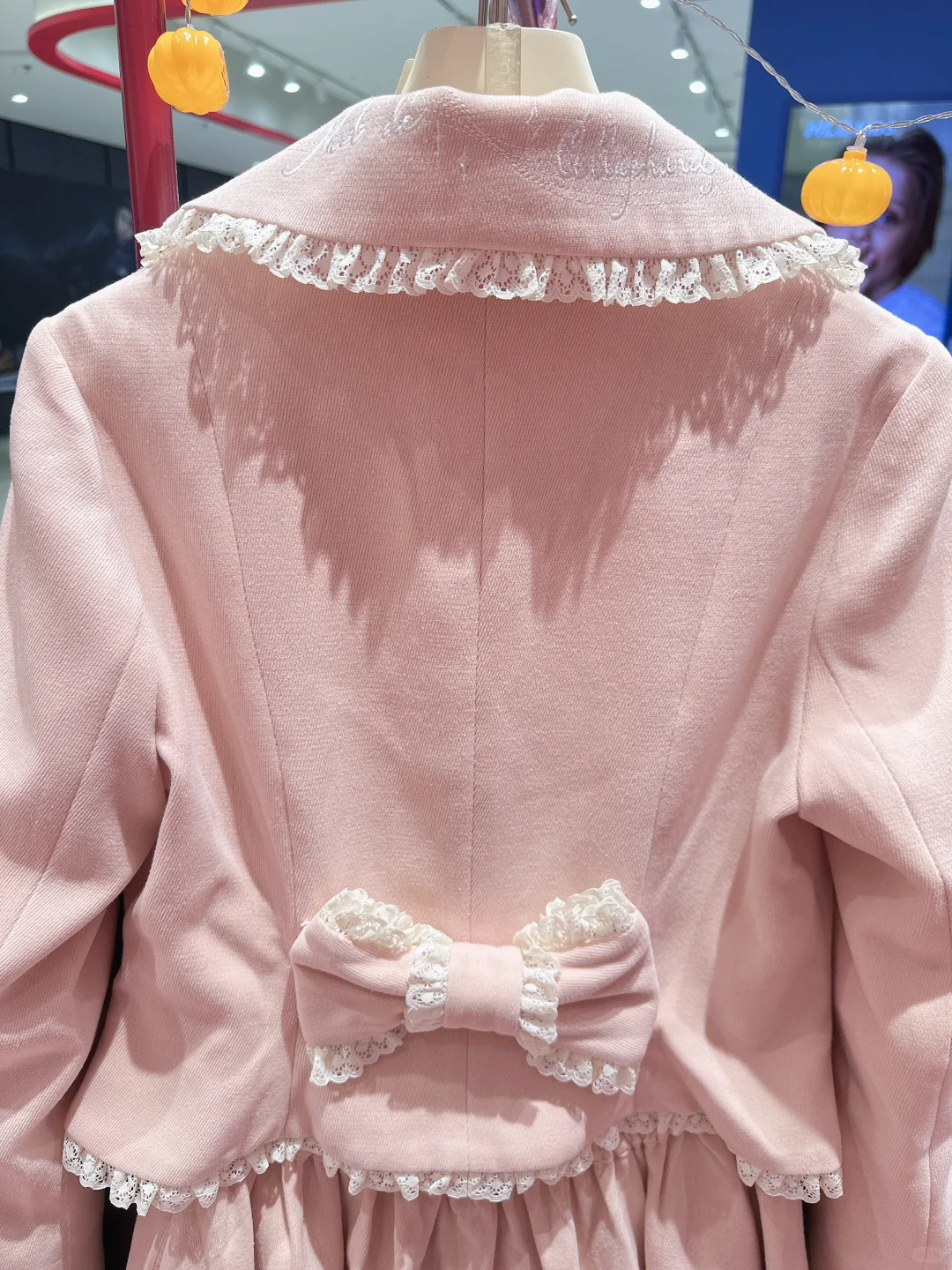 维奥尔小夜曲3.0修身外套 SK ?11生日