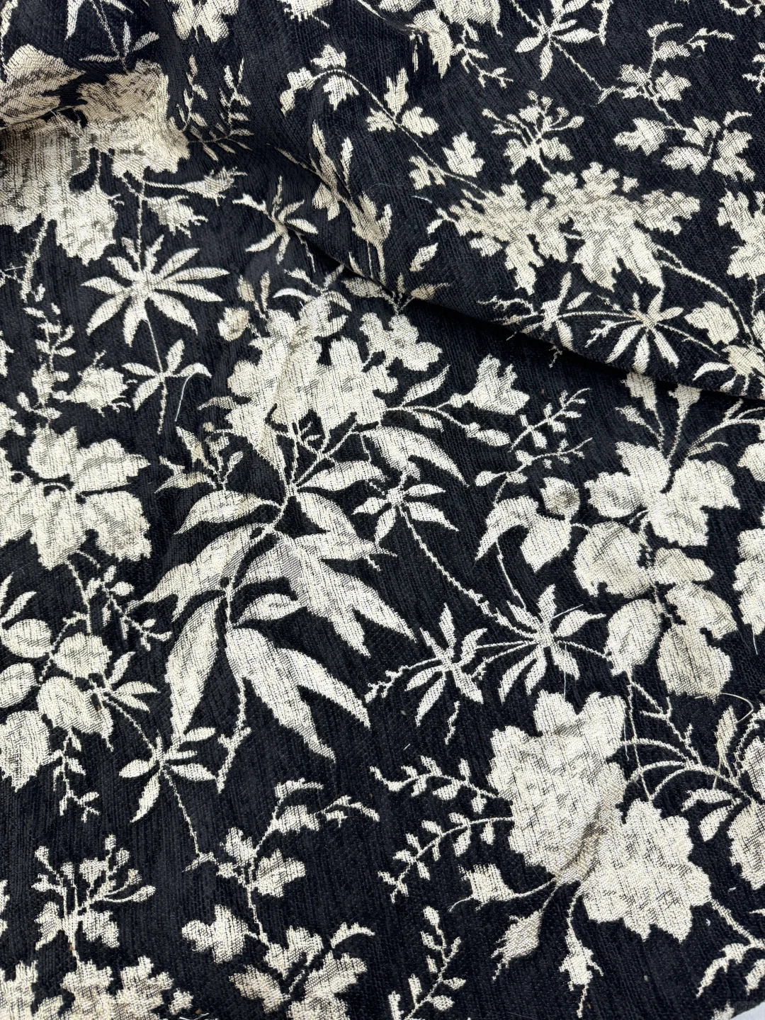 找到有生命力的布料，好喜欢！