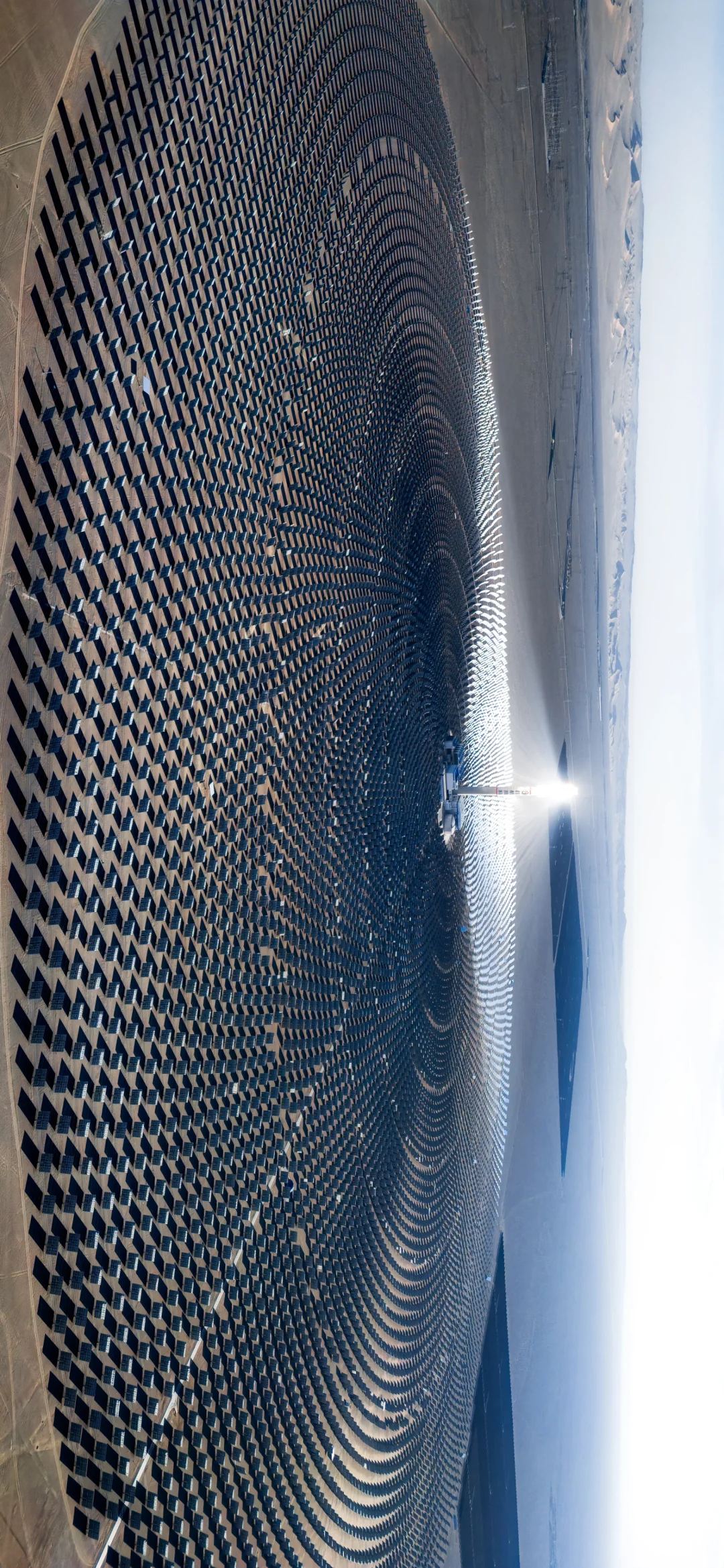 青海敦煌光电厂丨戈壁滩上的能源奇迹