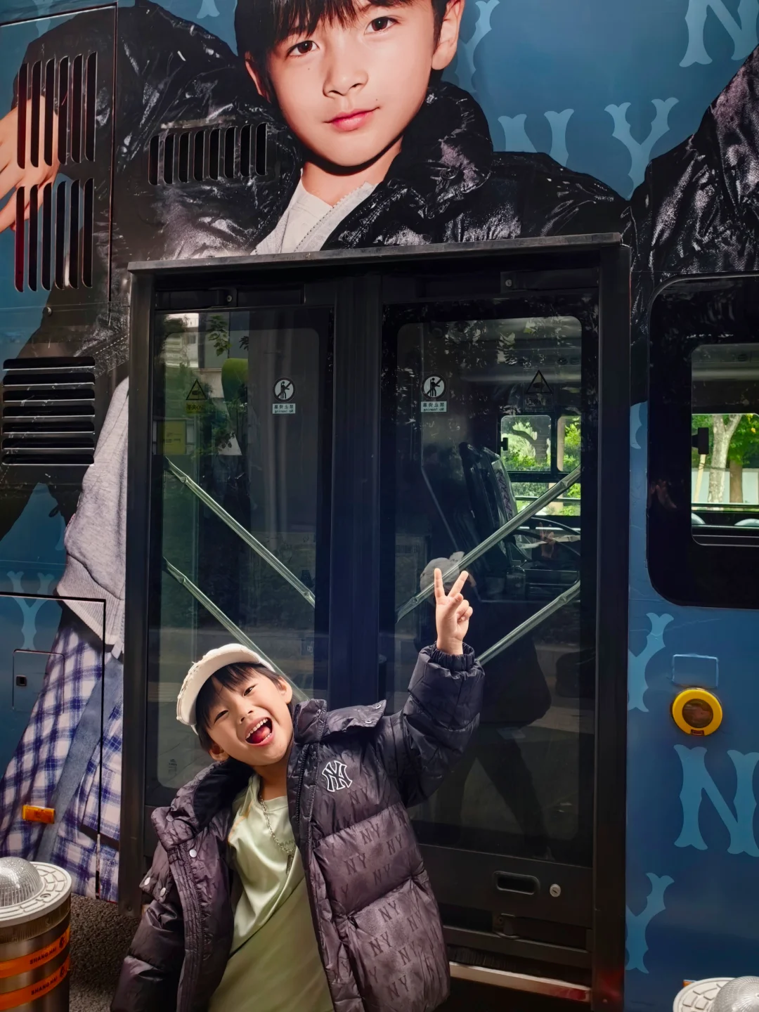 魔都移动潮拍天花板！MLBKIDS老花巴士