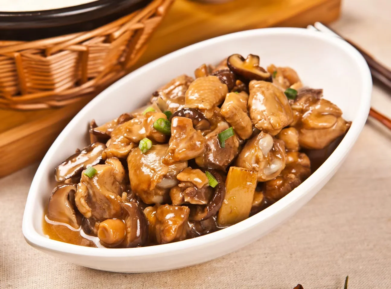 大事？关于你的午餐！