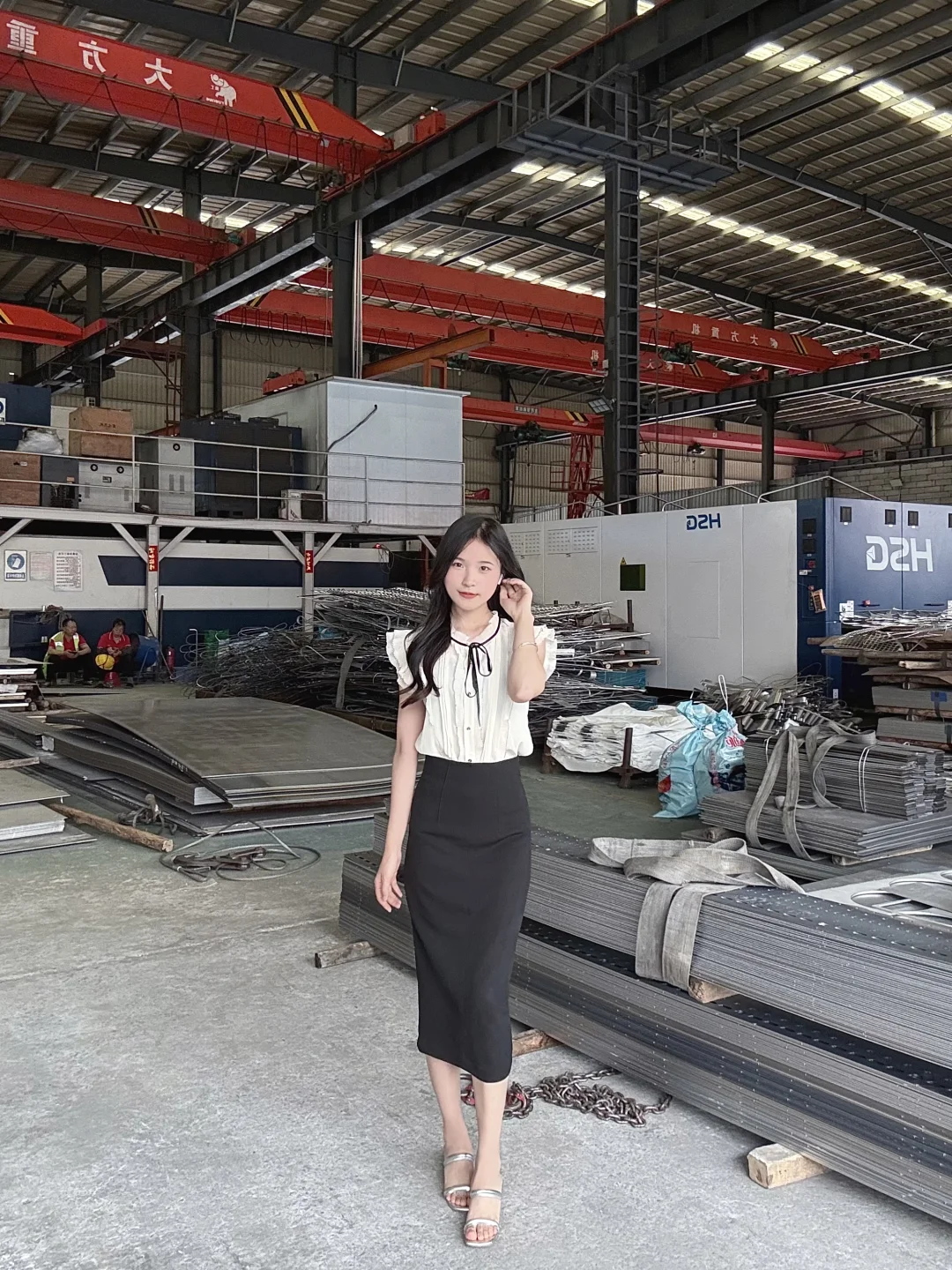 00后女大学生勇闯不锈钢行业
