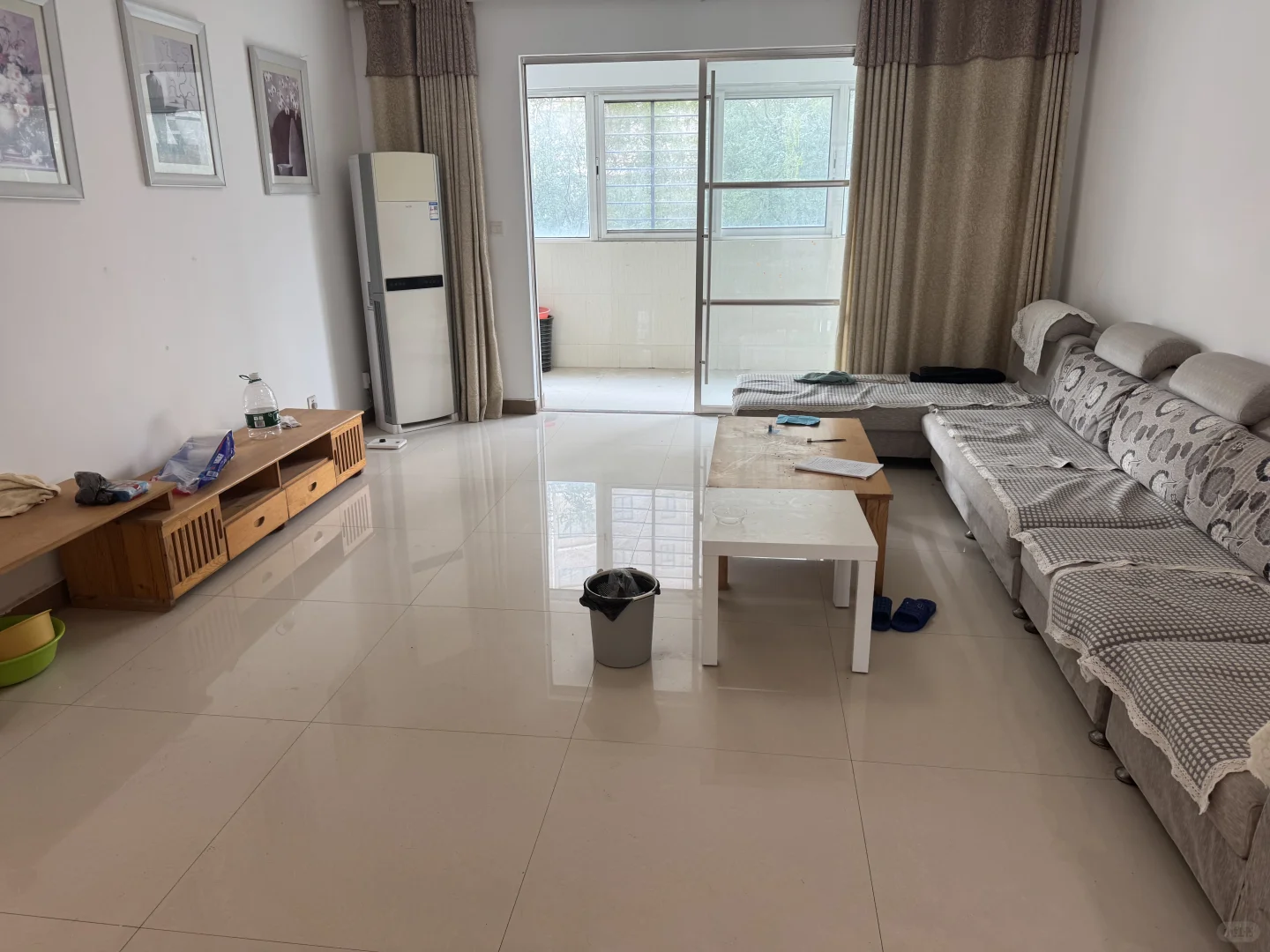 牧业三室两卫文苑北路地铁口2800?️