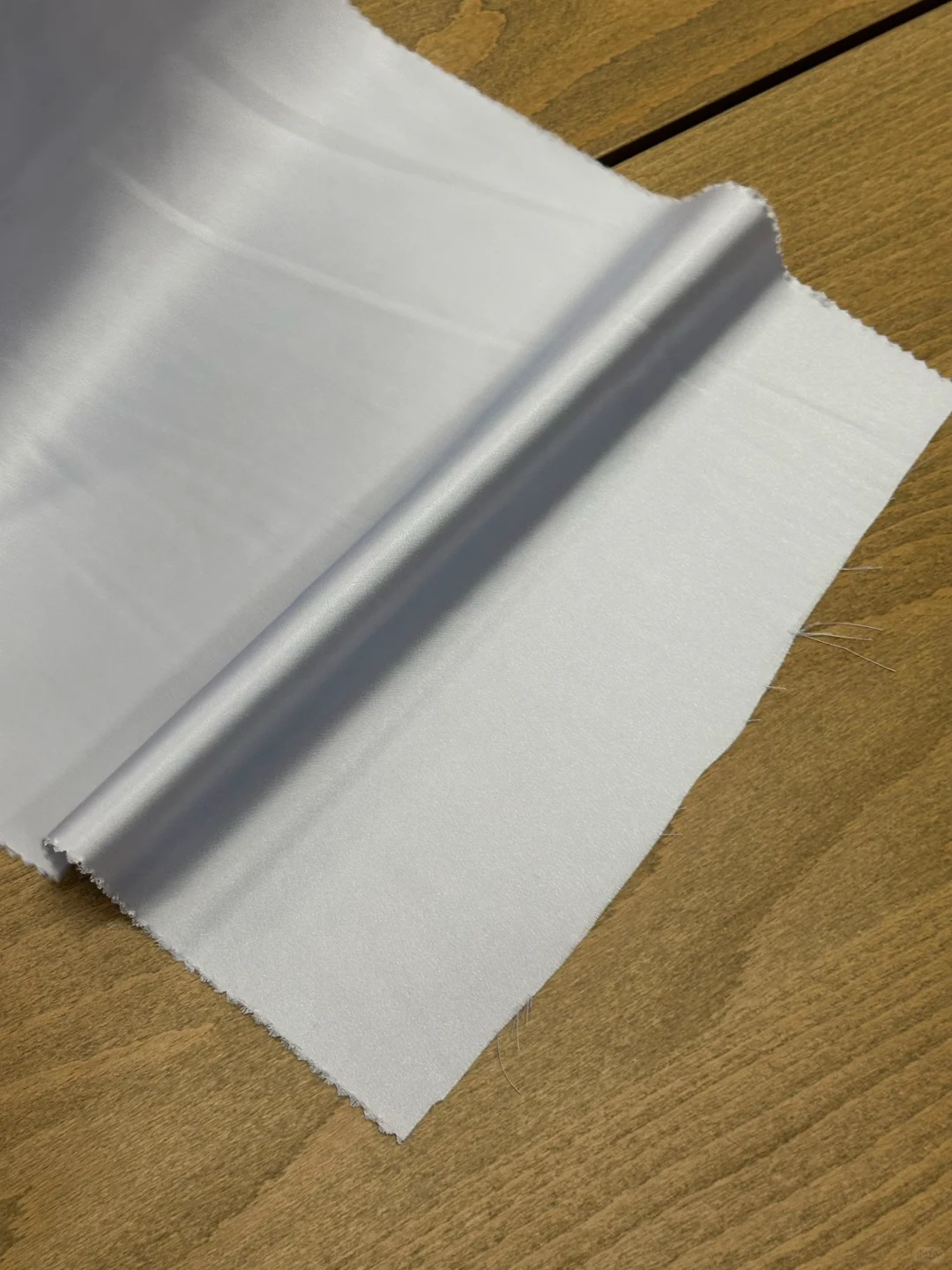 面料揭秘|欧阳娜娜这身为什么高级又灵动