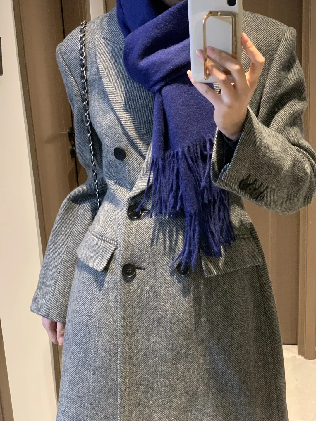 时髦小姨风丨正肩收腰大衣就是高智感的神！