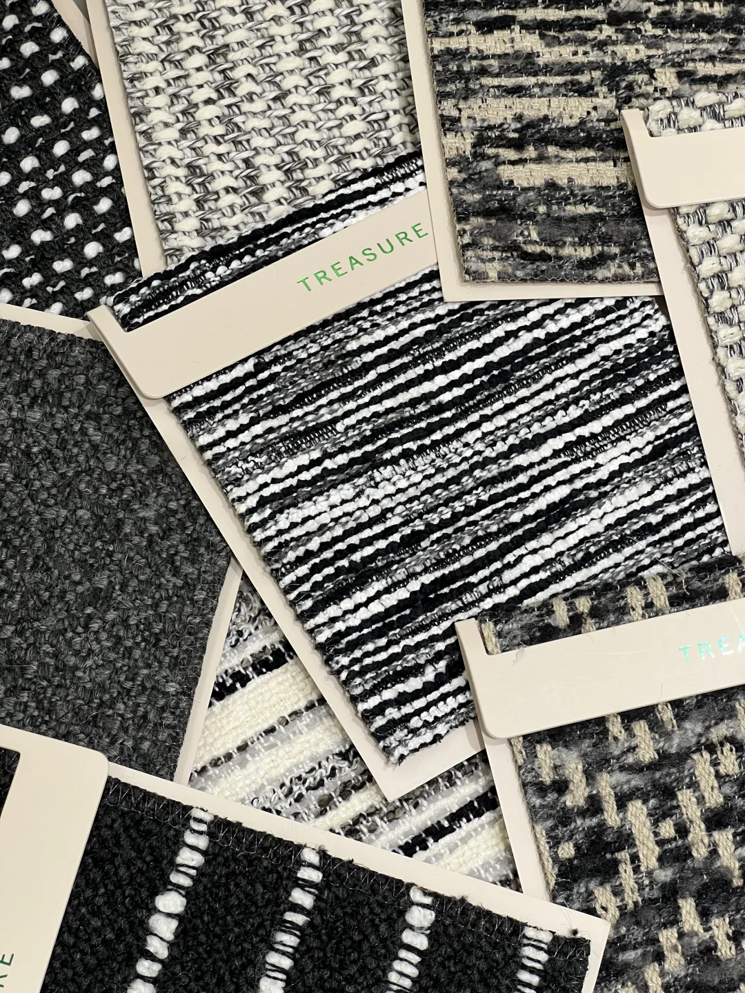 蓝调时刻做到面料上是什么感觉