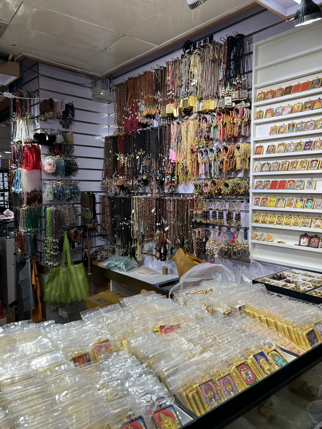 ?牛hoon hoon！我走进珠宝的世界～