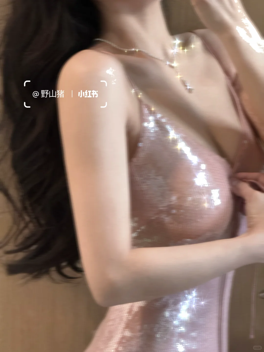 左滑穿上布灵布灵温柔千金风礼服