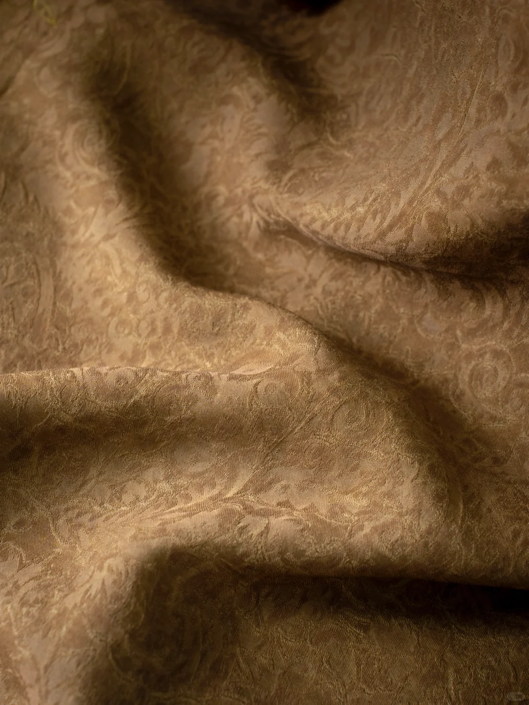 旧锦重织,东方审美的新表达