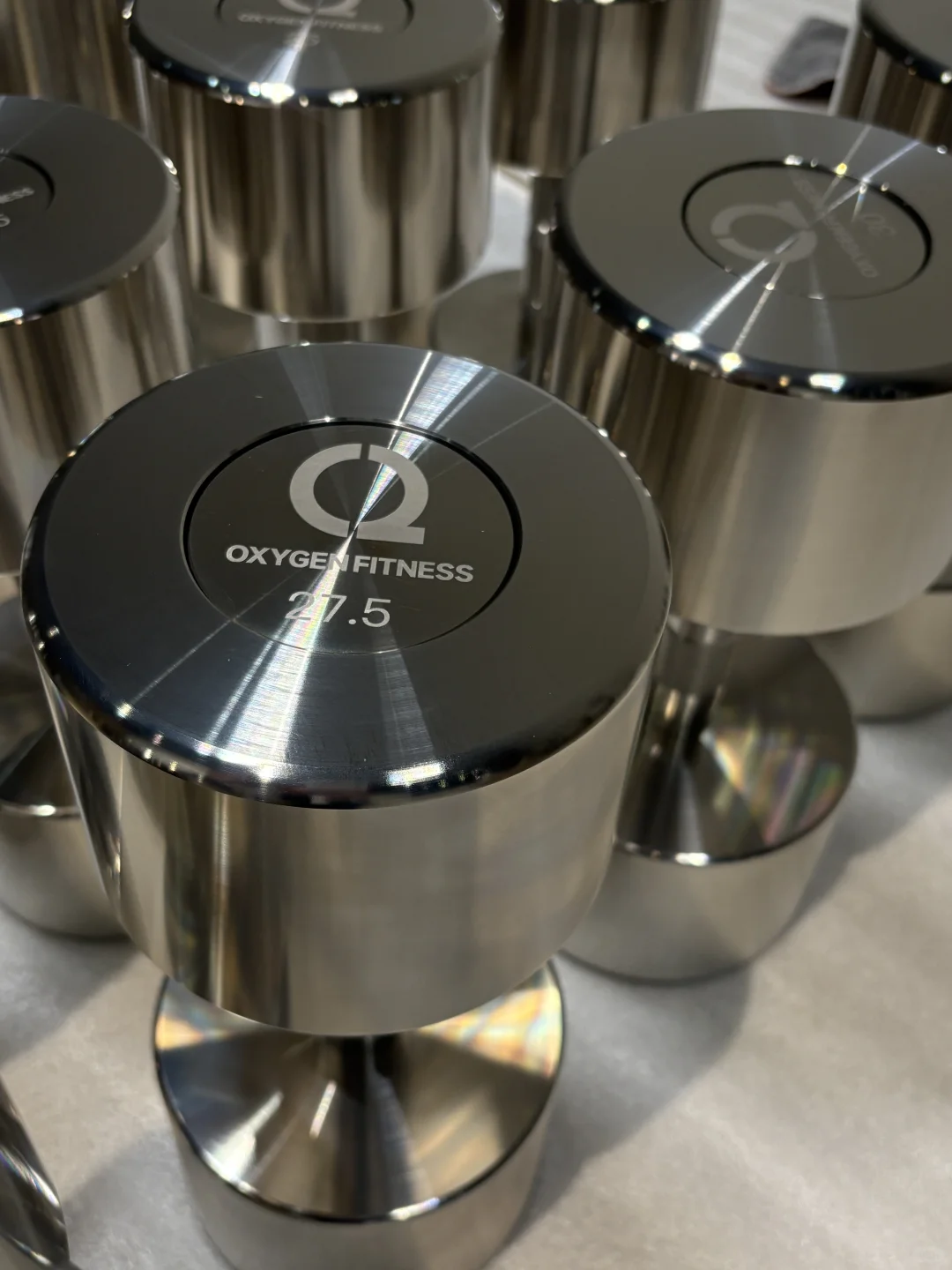 304不不锈钢哑铃的光泽感